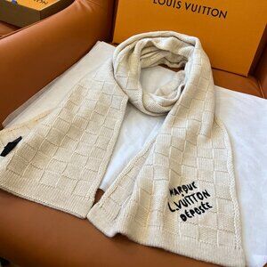 Louis Vuitton Knit Scarf